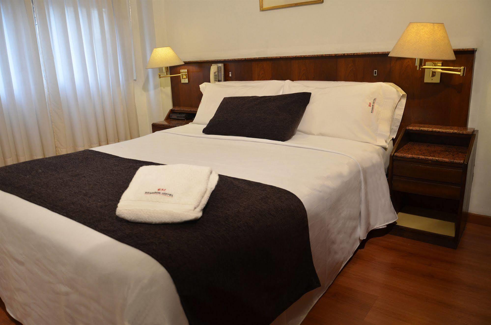 Ecuador Hotel بوينس آيرس المظهر الخارجي الصورة
